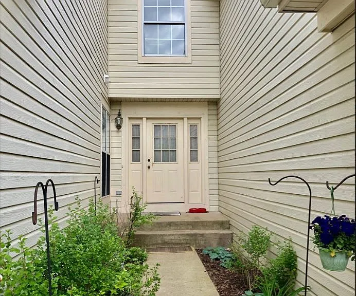 2164 Seaver Ln #2164 — Photo 1