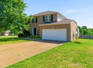 8008 Streamside Dr, Mount Juliet, TN 37122