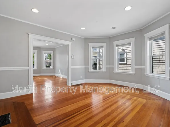 146 Beech St #1, Belmont, MA 02478