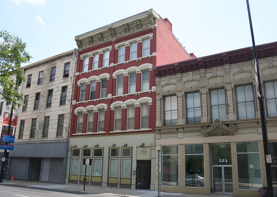 1st image of 323 W 5th St Unit 3