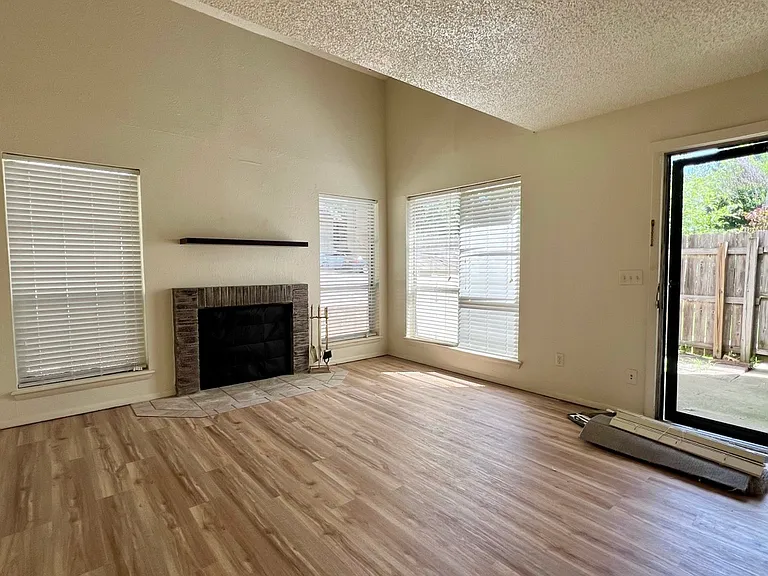 828 Cardinal Creek Blvd #0 — Photo 1