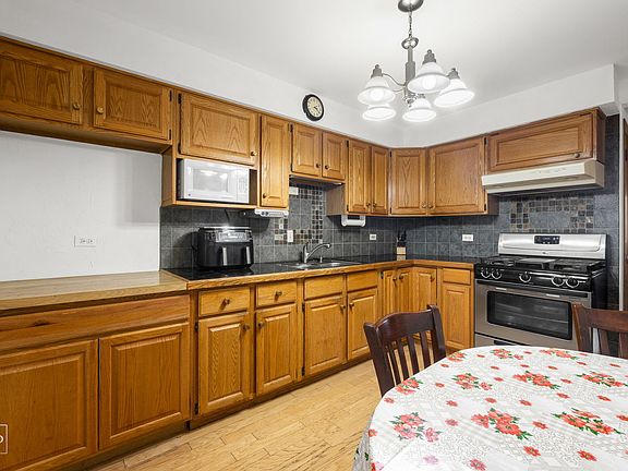 5th image of 4202 N Sayre Ave