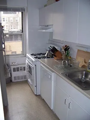 Rented by Town Residential | media 17