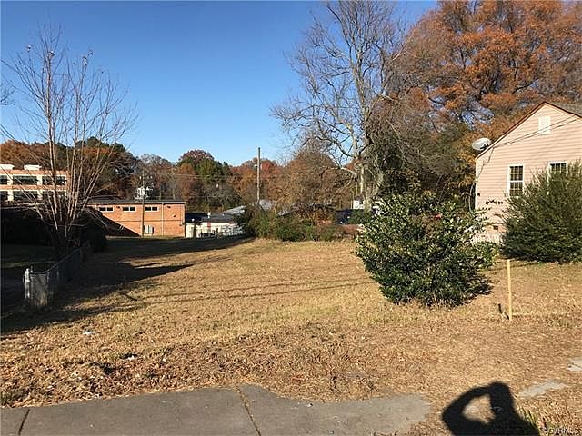 1st image of 2307 Royall Ave