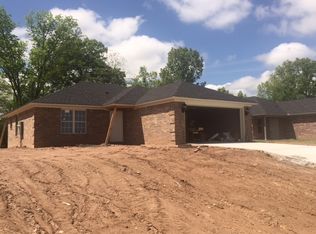 615 Shiloh Dr, Conway, AR 72032