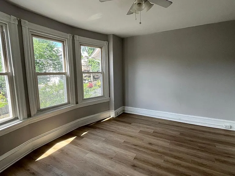 213 Ardmore Ave — Photo 19