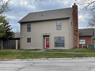 1st image of 902 Ardsley Dr