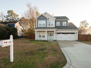 707 Riva Ridge Rd, Sneads Ferry, NC 28460