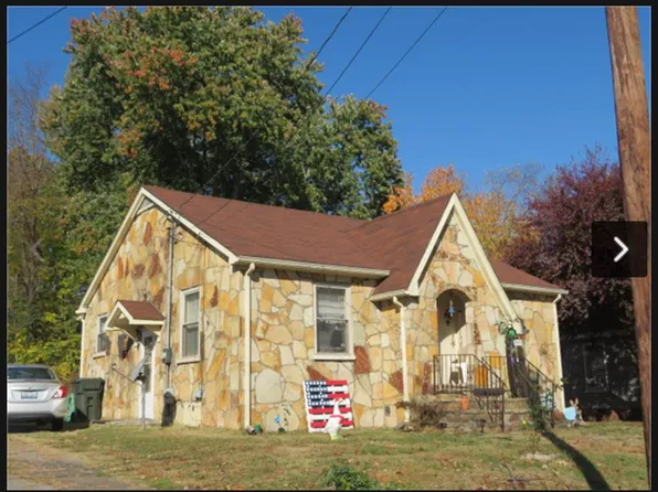 243 Hipple St, Madisonville, KY 42431