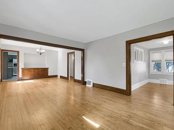 4th image of 40423 27th Ave S
