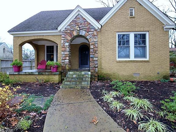 3rd image of 4307 Kenyon Dr