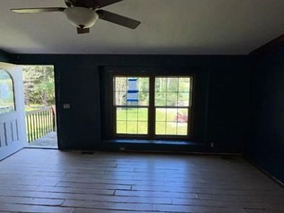 2nd image of 668 Mays Rd
