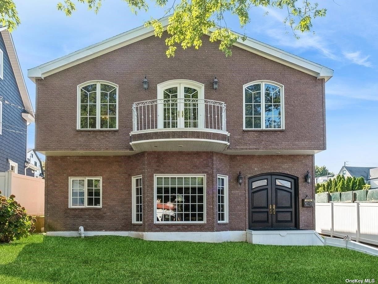 37-12 222nd Street, Flushing, NY 11361 | MLS #840412 | Zillow 37-12 222nd Street, Flushing, NY 11361 | MLS #840412 | Zillow