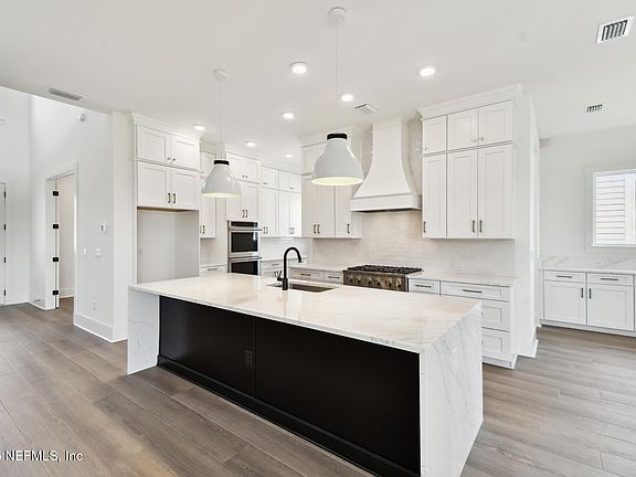 3rd image of 12167 STILLWOOD PNES Boulevard