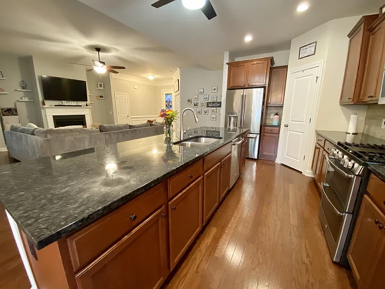 9 Stanton Ct — Photo 3