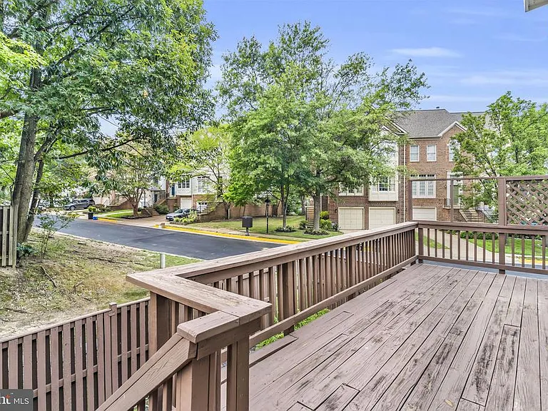 6618 Frost Lake Ln — Photo 16