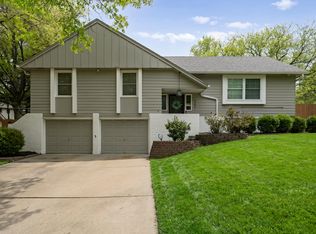 3601 Bridge Manor Dr, Kansas City, MO 64137