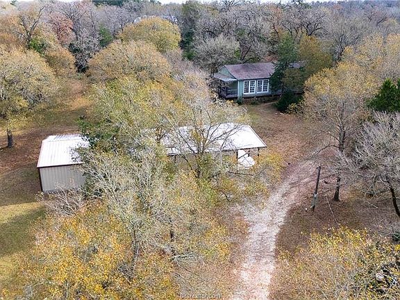 2nd image of 11428 Debbie Ln