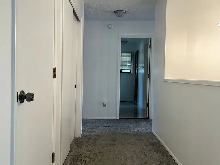 2774 Jessica Cir — Photo 36