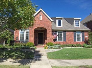 1737 Ivy Ln, Carrollton, TX 75007