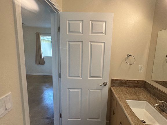 3rd image of 1002 Kahua Kolepa St