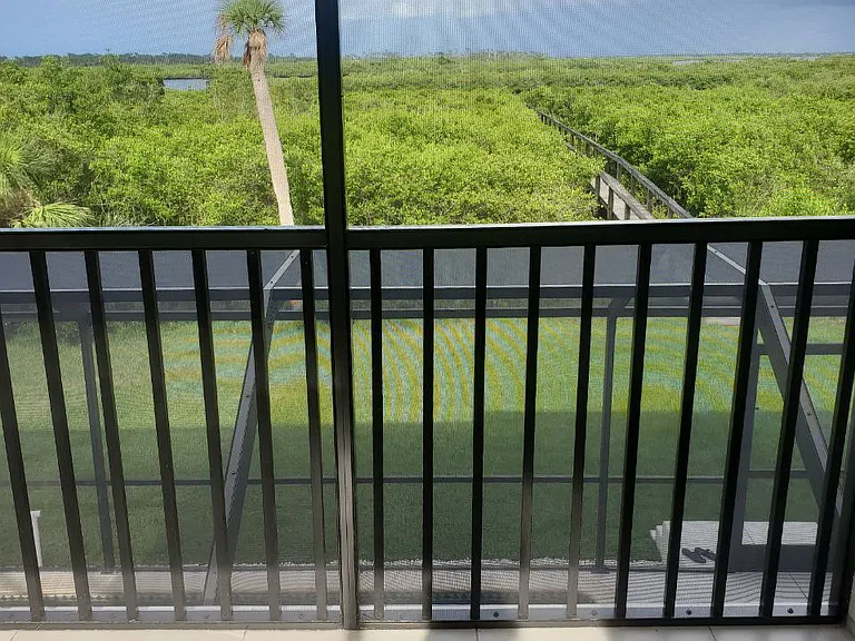 18 Riverfront Dr — Photo 47