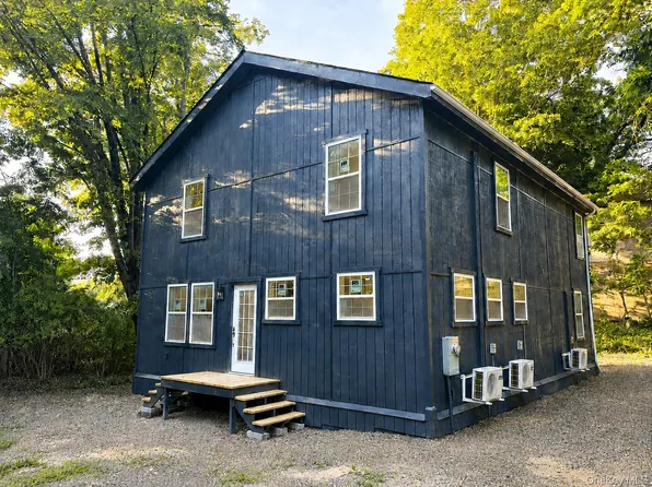 12 Enderly Lane, Ellenville, NY 12428