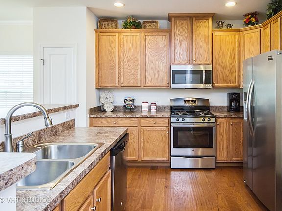 3rd image of 12920 White Pine Way