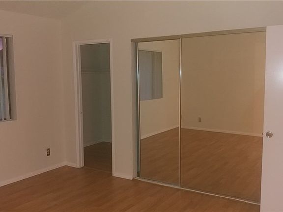 4th image of 9545 Woodman Ave APT 8