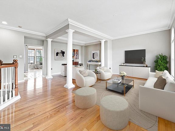 5th image of 13 Laurel Way