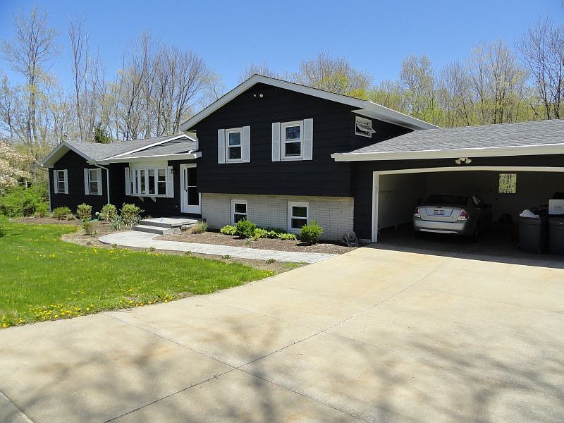 1st image of 3735 White Pine Dr