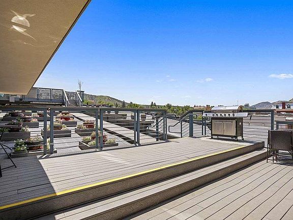 Community deck