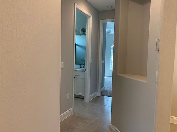 4th image of 8373 Loren Cove Dr