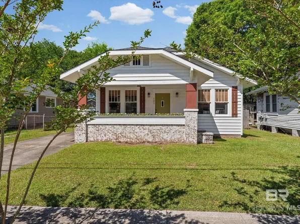 121 N Carlen St, Mobile, AL 36607