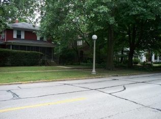 401 W Pennsylvania Ave, Urbana, IL 61801