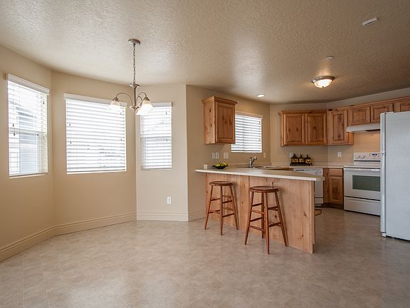 3rd image of 126 E Resaca Dr Unit G8