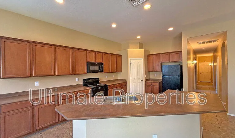 17610 W Ironwood St — Photo 5
