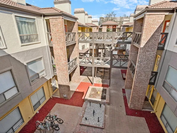 806 W 24th St #233, Austin, TX 78705