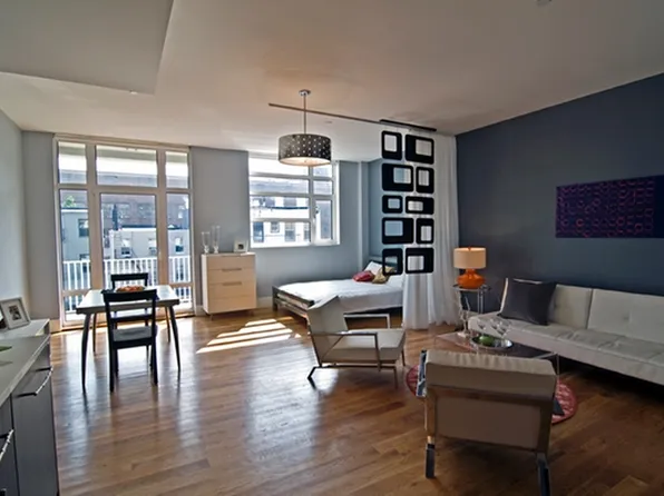 90 North 5th Street image 1 of 5