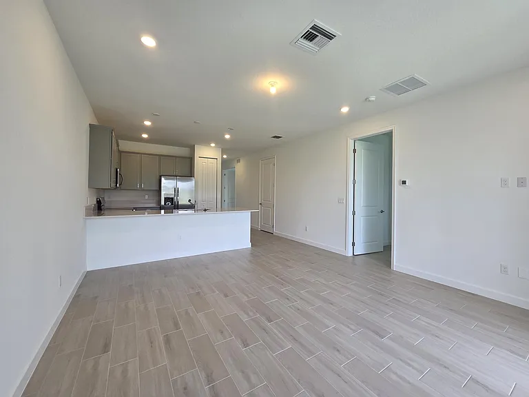 13653 Jubilee Ln — Photo 6