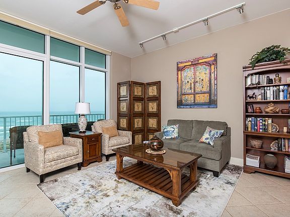 4th image of 310A Padre Blvd