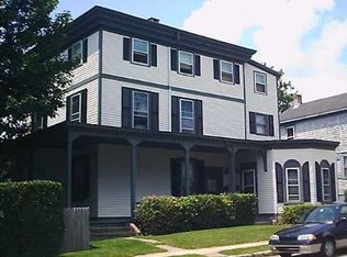 14 Almy St, Newport, RI 02840