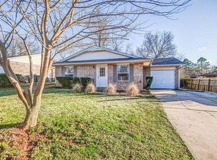 712 Scott Dr, Edmond, OK 73013