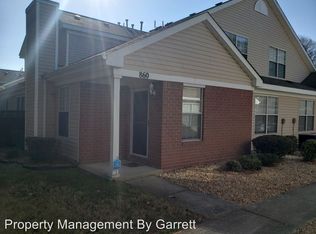 860 Miller Creek Ln, Newport News, VA 23602