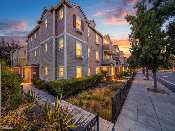 1033 Scotia Ter Unit 202, Sunnyvale, CA 94089