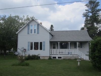 812 Pine Beach Rd, Marinette, WI, 54143