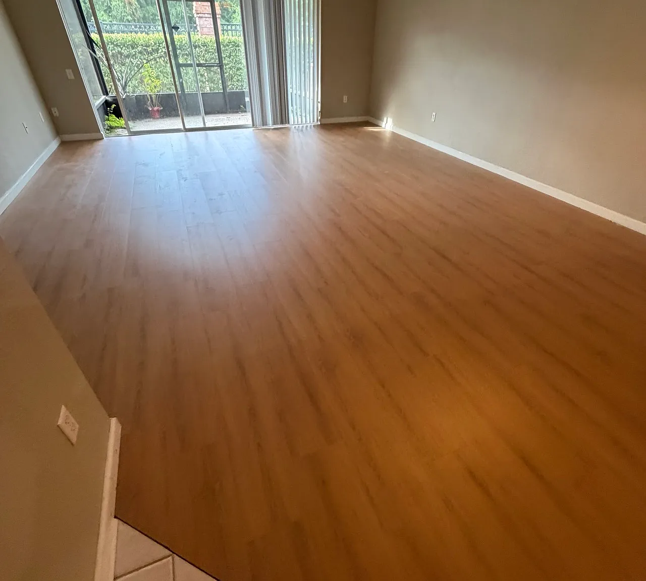 3 bed, 2.5 bath, 1687 sqft, $2,350 — Photo 4