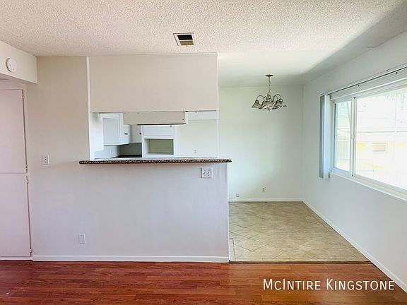 2nd image of 42 N Parkwood Ave APT 6