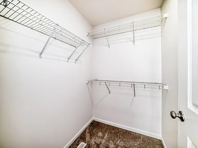 144 Chappelle Dr SW — Photo 27