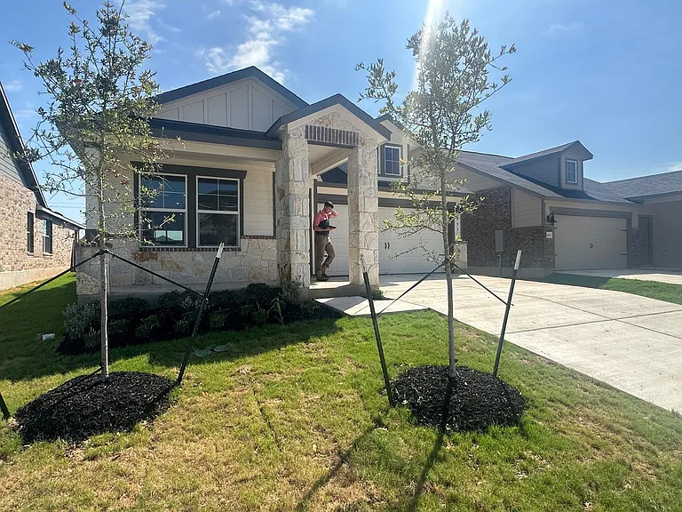453 Alamito Ave — Photo 4
